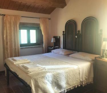 Ortezzano House | Agriturismo Biologico la Casa degli Gnomi