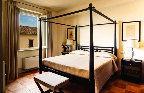 Lamporecchio Villa | Agriturismo Borgo Casorelle villa with private pool