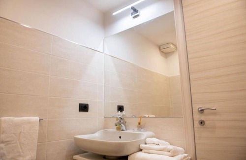 Bagnolo Piemonte Other | Agriturismo Cà del Clat (Quadruple Room with Private Bathroom)