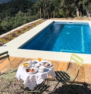Chiesa di Arnasco House | Agriturismo Le Merline