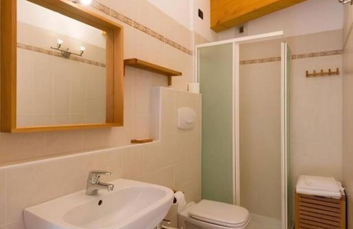 Galbiate Other | Agriturismo Prisma: Double Room with Private Bathroom