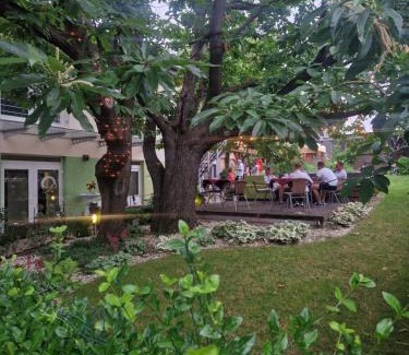 Dolna Krupa House | AgroPenzion 7divov
