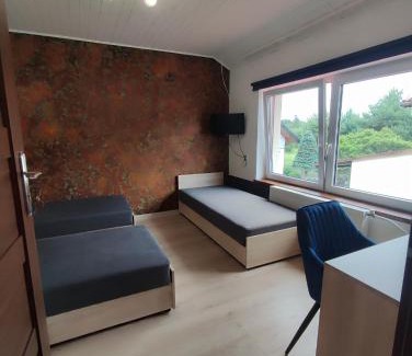 Ogrodzieniec House | Agroturystyka Orlik Kiełkowice ul Turystyczna 132 Sala &Noclegi