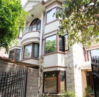 DLF City House | Ahuja Residency Cyber City II