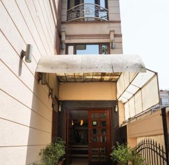 DLF City House | Ahuja Residency Cyber City II