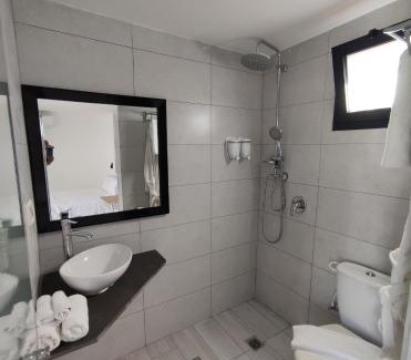 Hadera Bed & Breakfast | Ahuzat Shaul Seaside