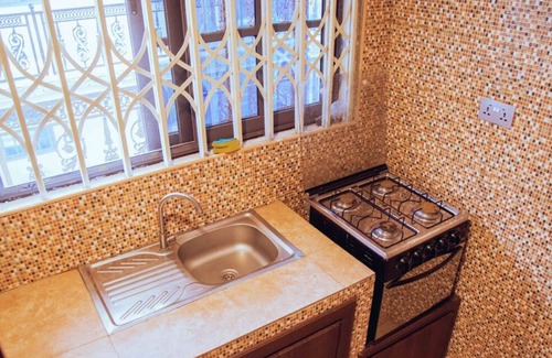 Koforidua Hotel | AIDEN HOMES AND APARTMENTS HOTEL