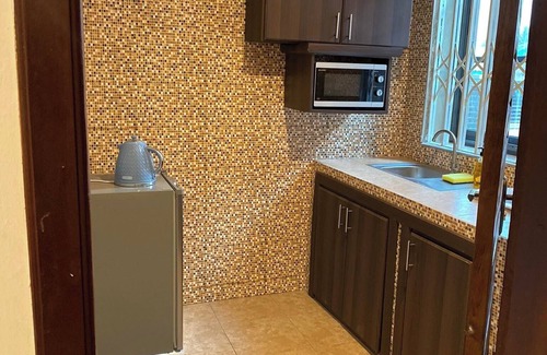 Koforidua Hotel | AIDEN HOMES AND APARTMENTS HOTEL