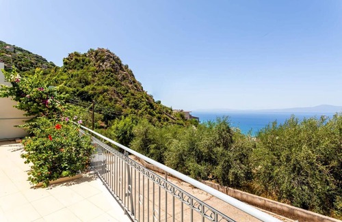 Diasella House | Aigli Summer Getaway - Seaview Lux Retreat