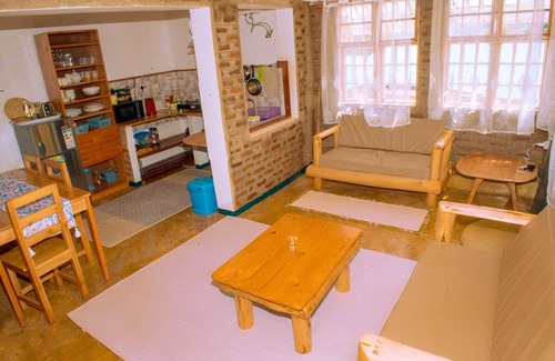 Iringa Bed & Breakfast | Aika Sunrise:Your Home in the Hills Bed&Breakfast