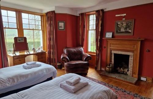 Weem Hotel | Ailean Chraggan