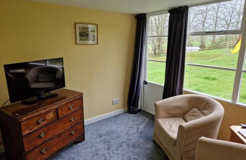 Weem Hotel | Ailean Chraggan