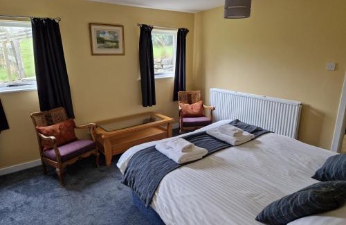 Weem Hotel | Ailean Chraggan