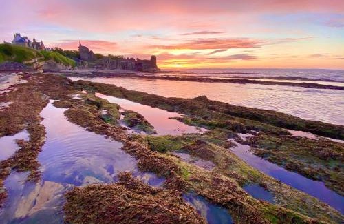 St. Andrews House | Ailim House Serviced Cottage Escape, around the corner from the Old Course