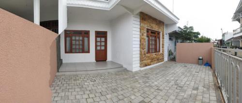 Dieng Kulon House | AINUN VILLA DIENG