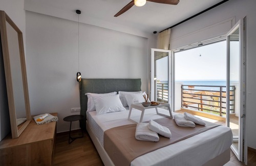 Psakoudia House | Aiora Suites