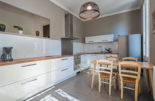 Villeneuve-les-Avignon House | Air-Conditioned House with Outdoor Space – Close to Avignon City Center !