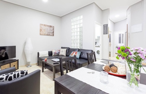 Centro Apartment | Air-Conditioned Apartment w/Two Balconies & Full Kitchen - Amazing Location