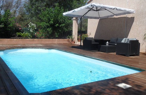 Le Luc House | Air-conditioned Provencal villa with heated pool, spa and master suite.