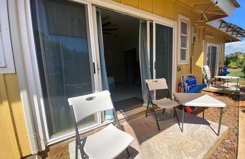 Bayview Apartment | Air conditioned, Resort Location. Short Walks To Beaches & Restaurants