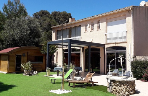 Valras-Plage Villa | Air-conditioned villa with spa garden 8/10 persons