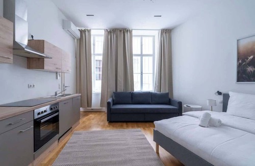 Mariahilf Apartment | Air conditioning | 575 Mbit/s WiFi | Self check-in