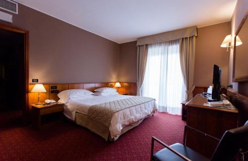 Leini Hotel | Air Palace Hotel