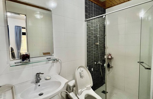 Dayuan District House | AirB&J near Airport, Airport MRT, HSR &HWY