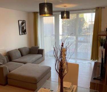 Bromley South Apartment | Airdream Charming Retreat