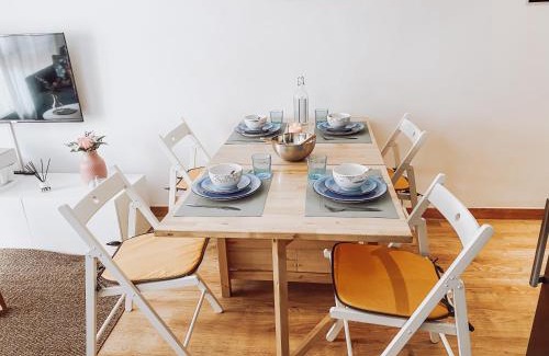 El Cristo y Buenavista Apartment | Aires de Montecerrao, plaza de garaje y WIFI gratis