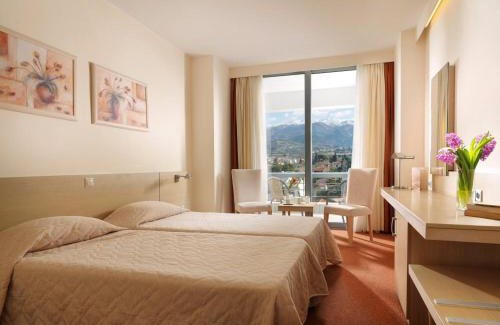Kastellocampos Hotel | Airotel Achaia Beach