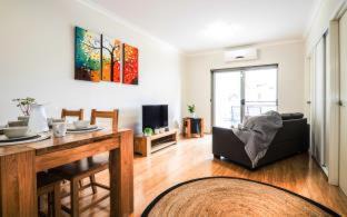 Redcliffe Apartment | Airport Apartments by Vetroblu