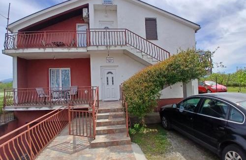 Mahala House | Airport home Radinovic