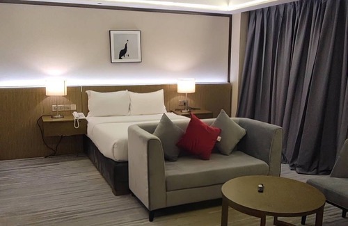 Al Ghubrah Ash Shamaliyyah Hotel | Airport Hotel Muscat