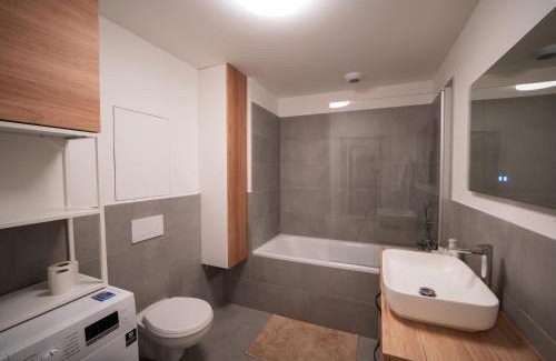 Ruzinov Apartment | Airport Lounge