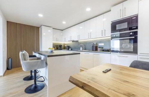 Prague 6 Apartment | Airport Luxury Apartment & Spa Prague