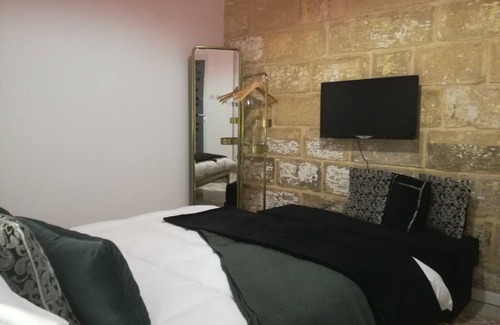 Luqa House | Airport Stays 2 in Malta