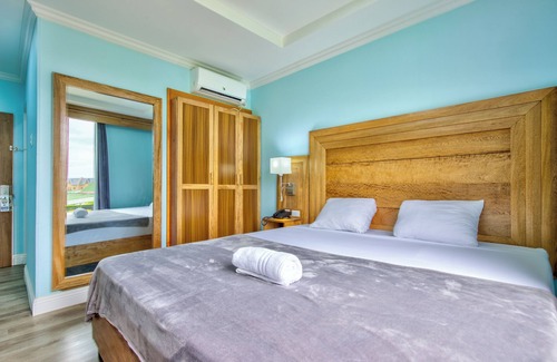 Piarco Hotel | Airport Suites Hotel