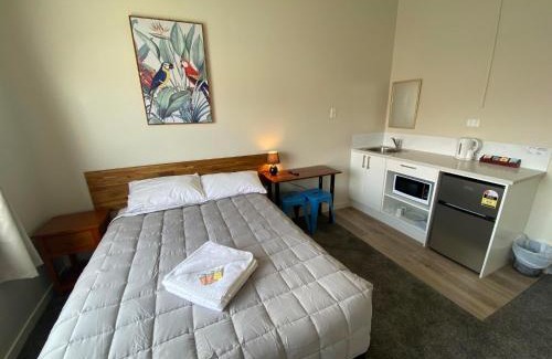 Mangere House | Airport Westney Lodge