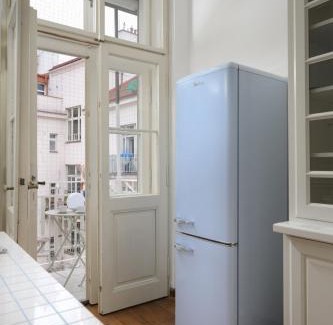 Josefov Apartment | Airstay Prague : DeLuxe Apartment Old town