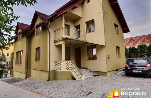 Cluj-Napoca Apartment | Airy, comfy apartment, featuring 2 bedrooms, 1 livingroom, jet-tube bathroom
