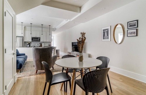 Dupont Circle Apartment | Airy Dupont Circle 1BR w/W/D, nr Metro, Bars & Nightlife, by Blueground