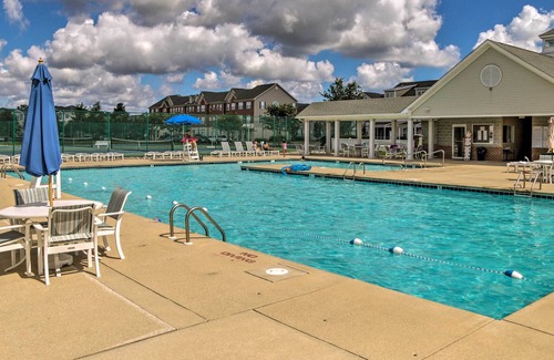 Villages of Five Points Condo | Airy Lewes Condo with Community Pool!