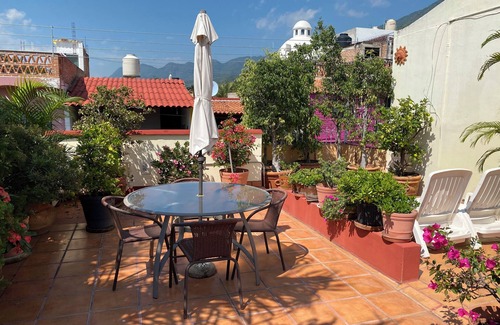 Ajijic House | AJIJIC VILLAGE - CENTRO. WALK EVERYWHERE ! WE ARE PET FRIENDLY.