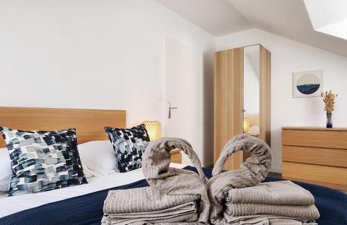 Bussy-Saint-Georges Apartment | Akela - Appartement à 12mn de Disneyland Paris !