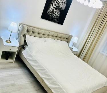 Sector 4 Apartment | AKi Rin Residence