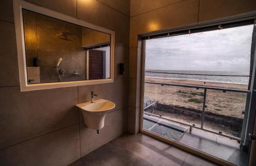 Alappuzha Bed & Breakfast | Akoya Beach Villa