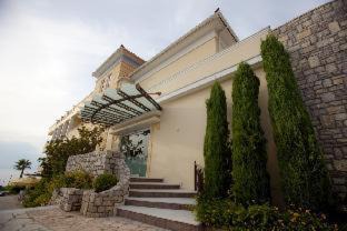 Mikri Mantineia Hotel | Akti Taygetos - Conference Resort