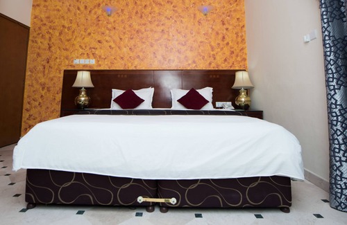 Seeb Hotel | Al Bahjah Hotel