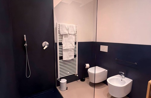 San Zeno Apartment | "Al Carlino Verona" - 2 Bedrooms-2 Bathrooms-2 Balconies